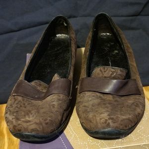 DANSKO Oksana Floral Shoe